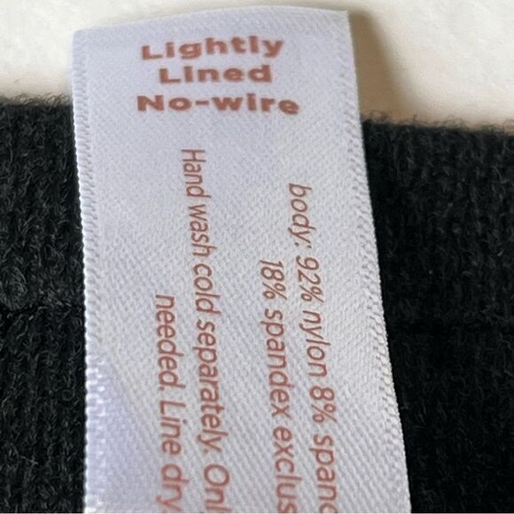 Cacique Black Women's Intimate Bra Lightly Lined Wireless Size 48D - Picture 4 of 7